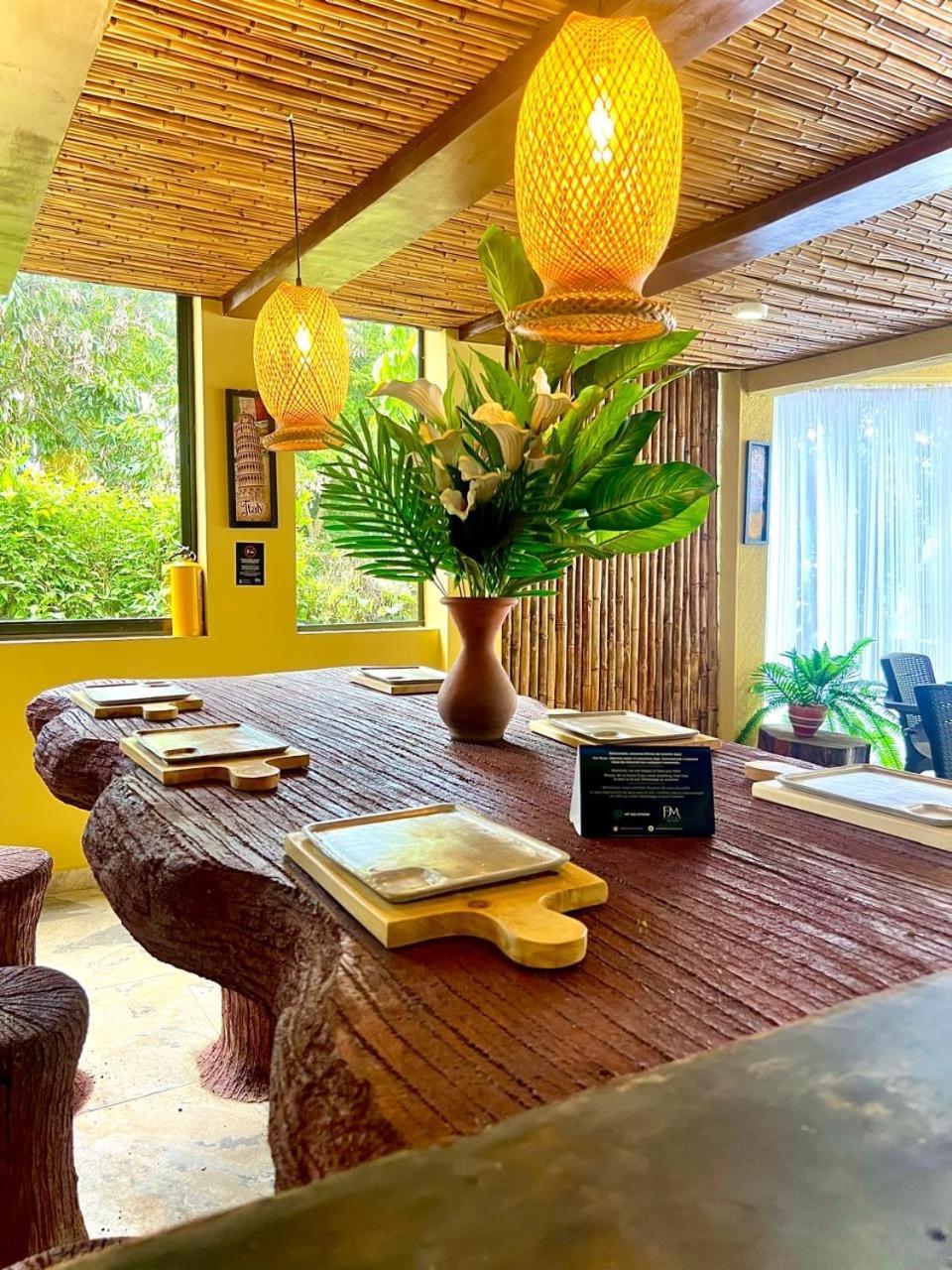 Lujosa Mansion Tipo Bali Holiday home Melgar
